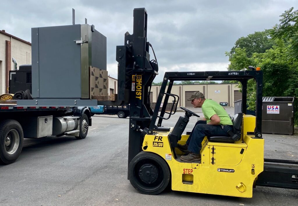 Q2 Unit Being Loaded